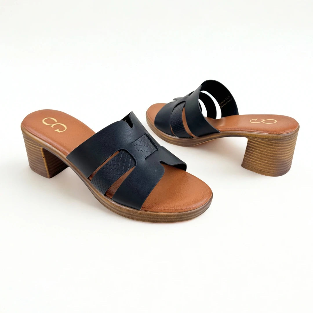 Radieuse Uni OG Shoes