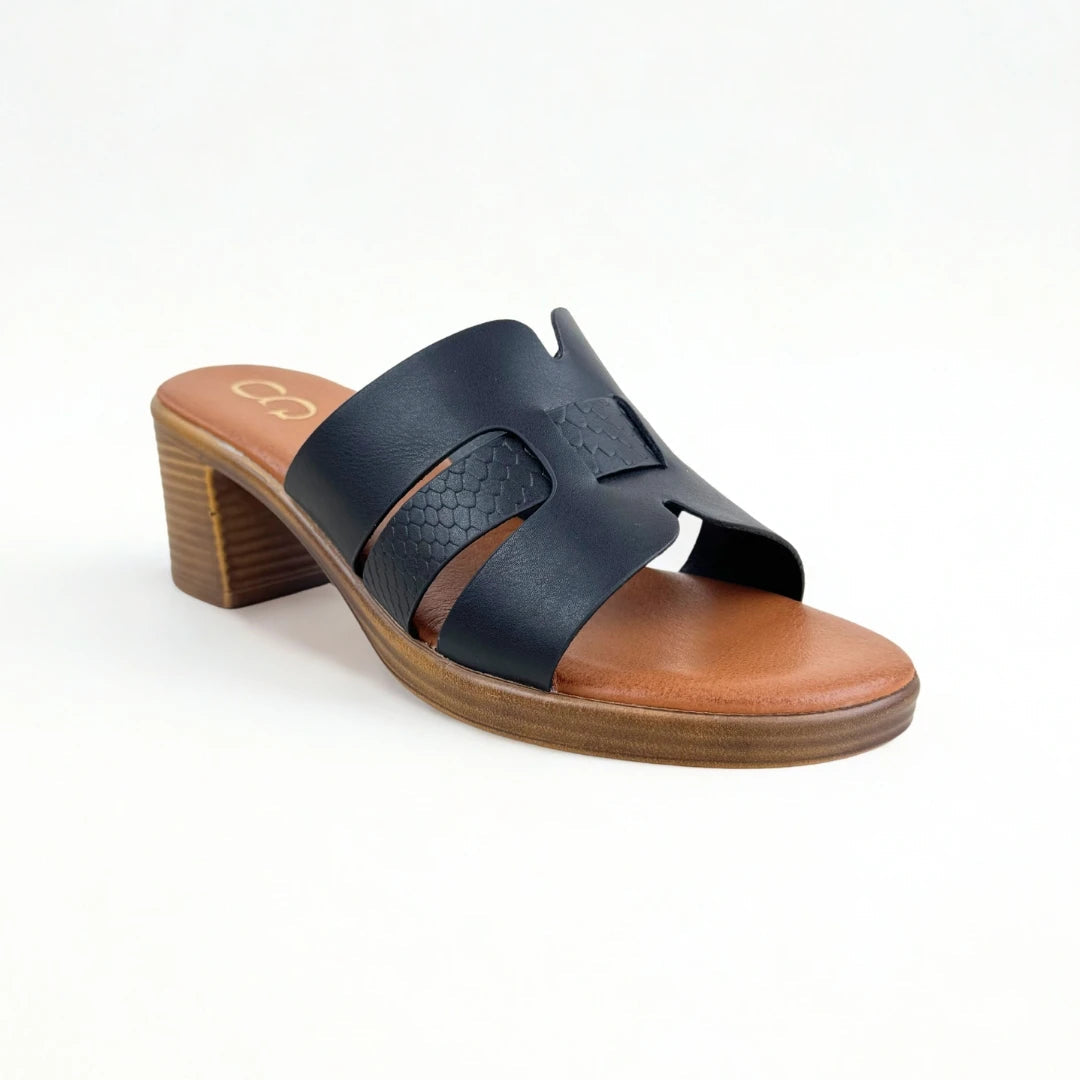 Radieuse Uni OG Shoes